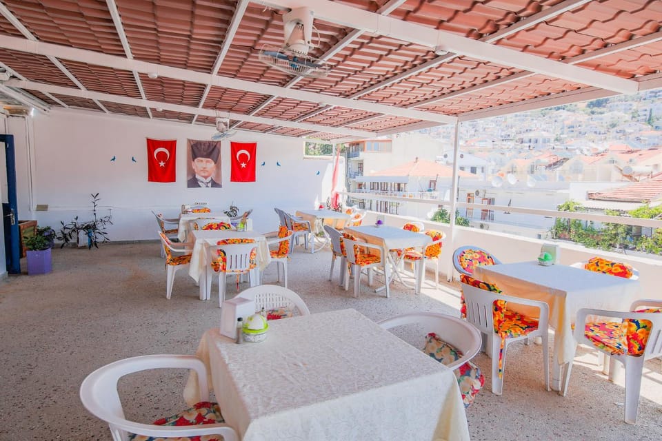 saray otel Hotel in Kas