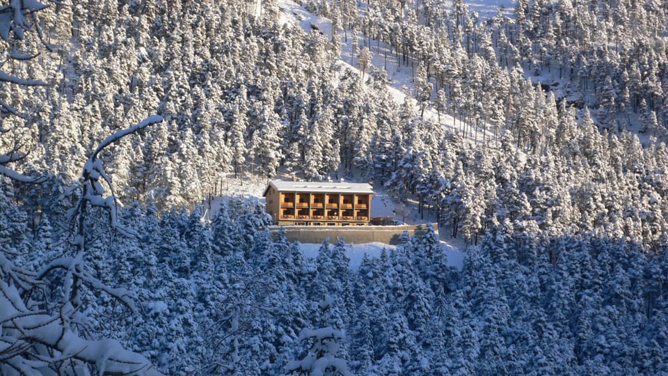 Property building, Winter, Area and facilities