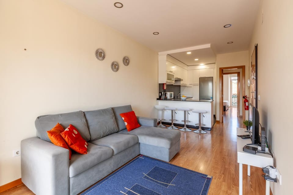 Communal lounge/ TV room, TV and multimedia, Kitchen or kitchenette, Living room, Seating area, minibar