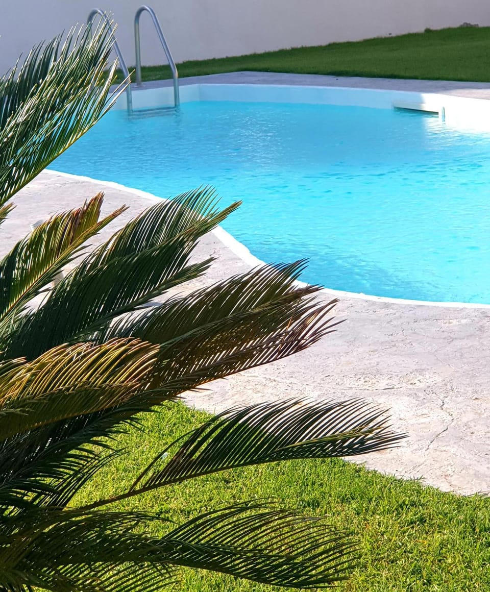 Swimming pool, Swimming pool