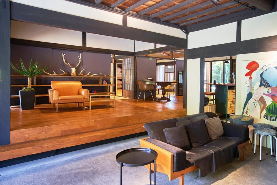 Lobby or reception, Seating area