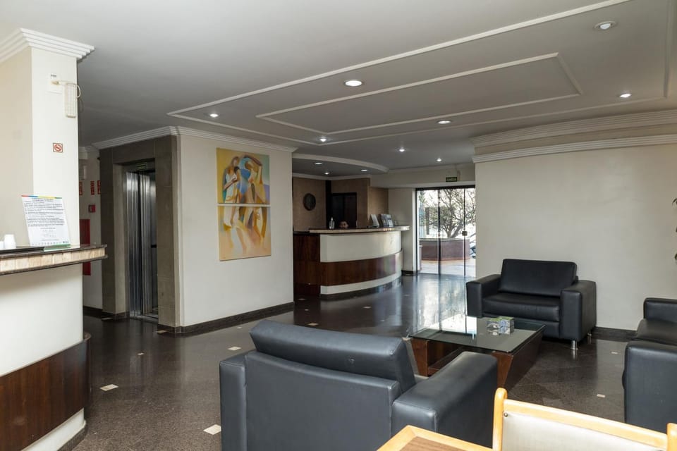 Lobby or reception, elevator