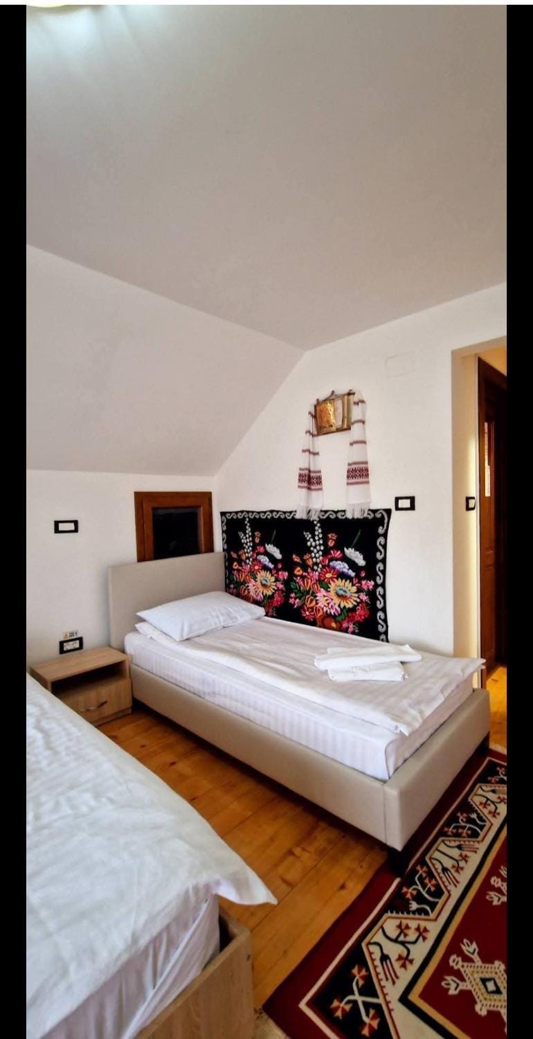 Casa Luca Bed and Breakfast in Romania