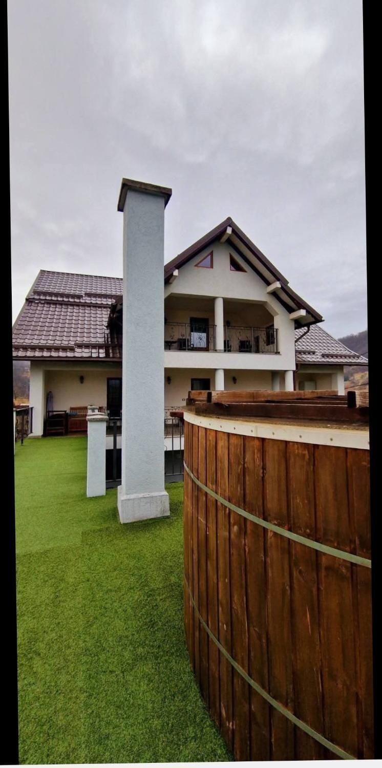 Casa Luca Bed and Breakfast in Romania
