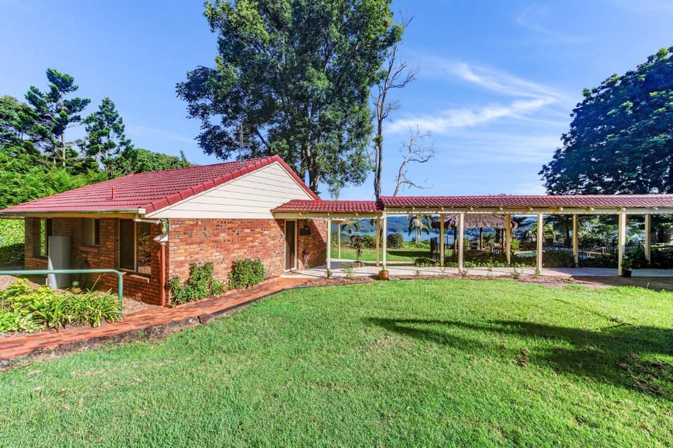 Property building, Lake view