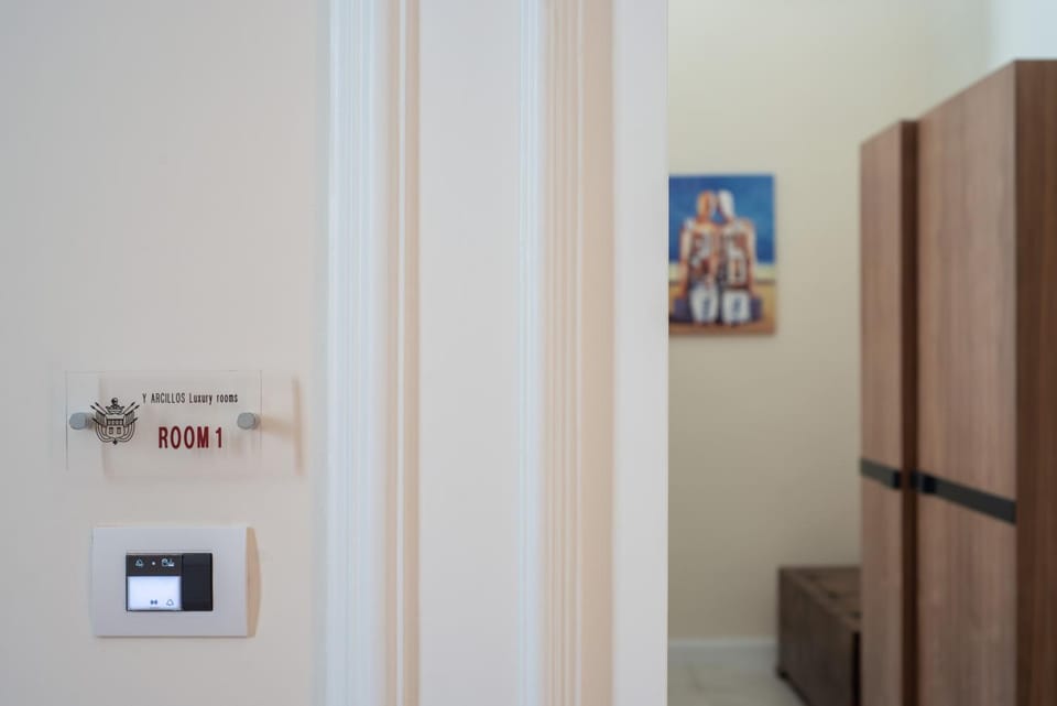 Y Arcillos Luxury Rooms CIN ITO75O35B4OOO468O2 Bed and Breakfast in Lecce