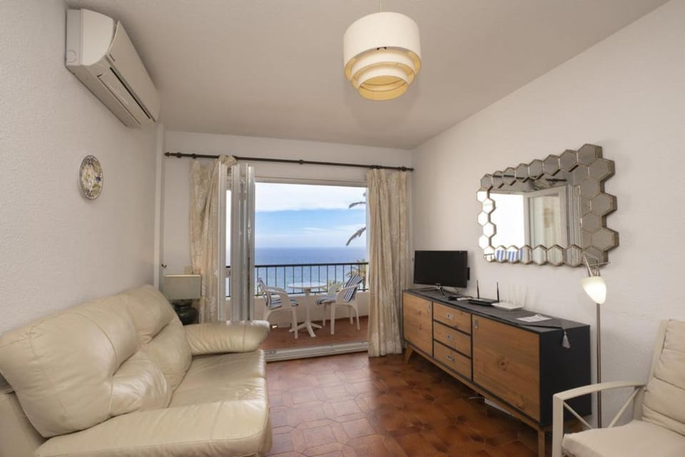 PALMERAS 72 MENYBER Apartment in Nerja
