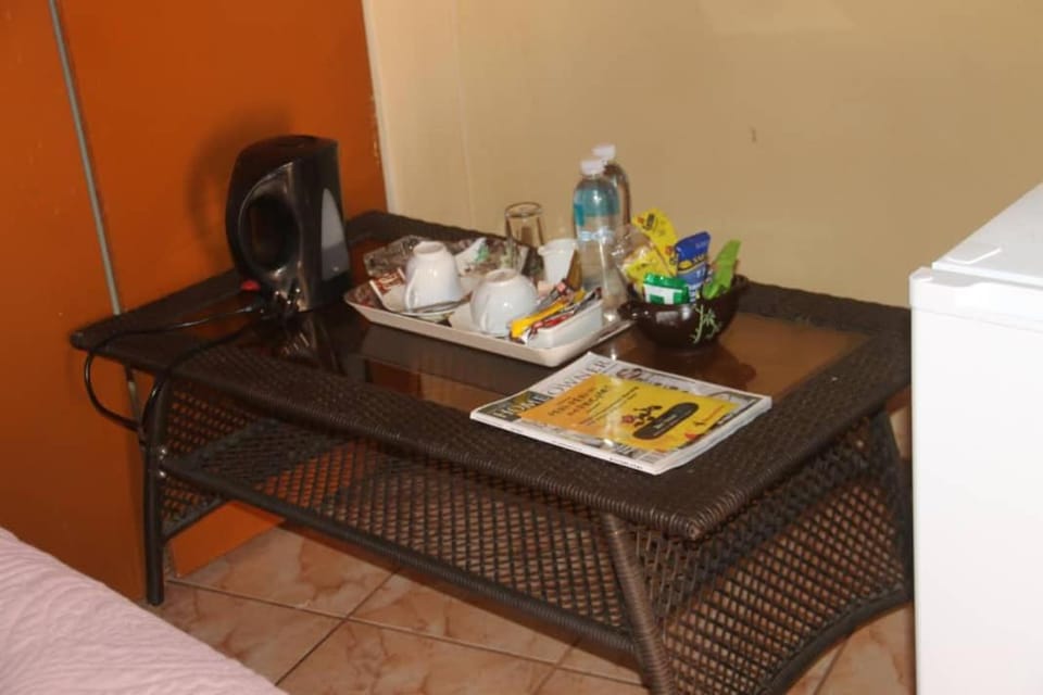 Ntshe River Lodge Bed and Breakfast in Zimbabwe