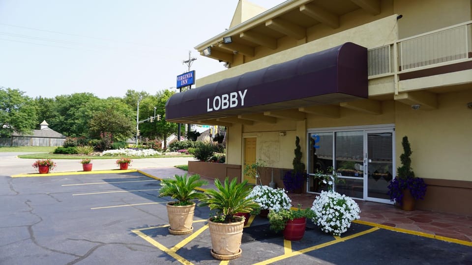 Facade/entrance, Lobby or reception