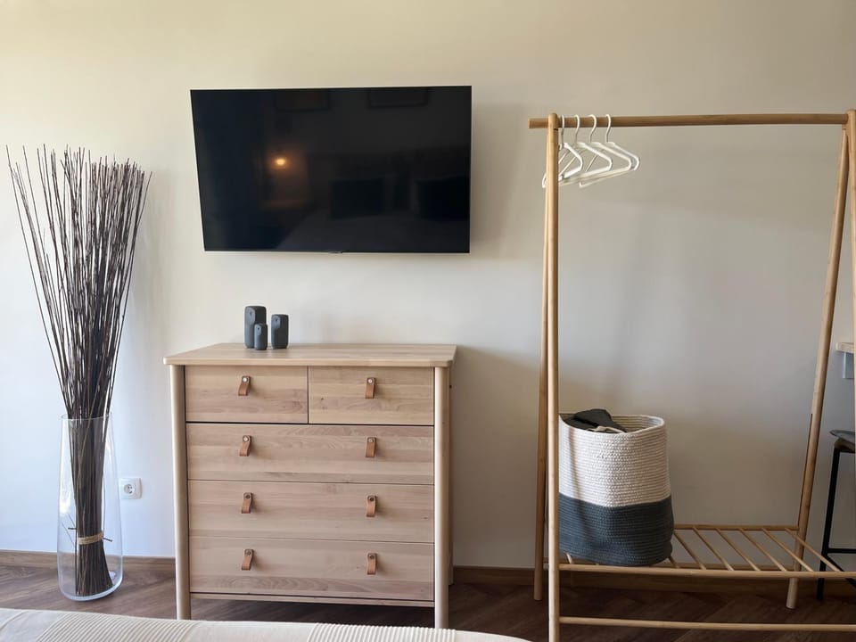 TV and multimedia, wardrobe