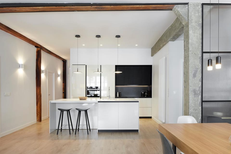 Kitchen or kitchenette