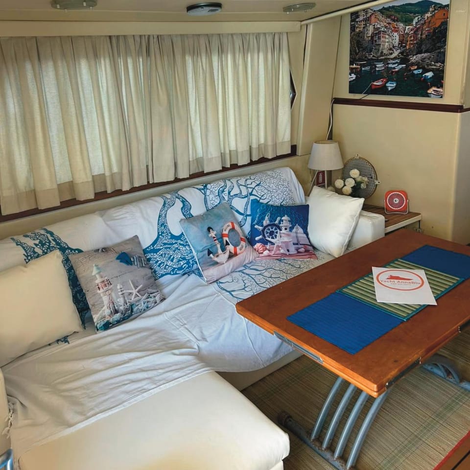 YachtAnnablu Docked boat in Porto Venere