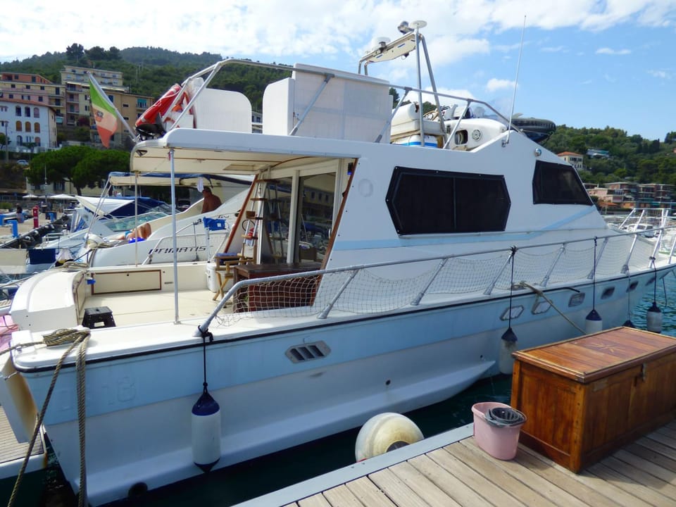 YachtAnnablu Docked boat in Porto Venere