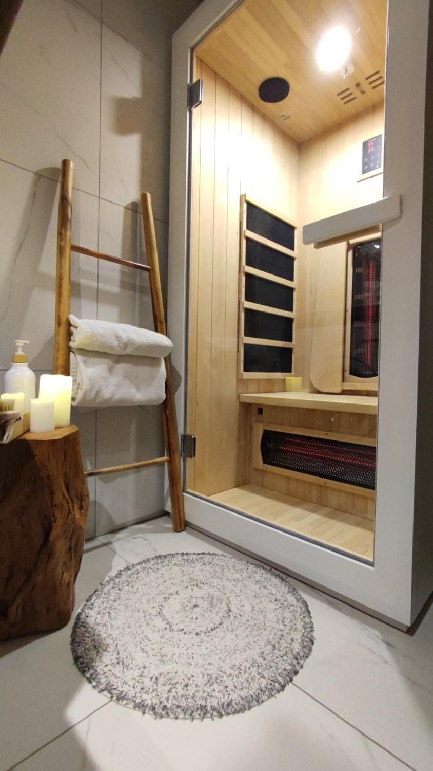 Sauna, Bathroom