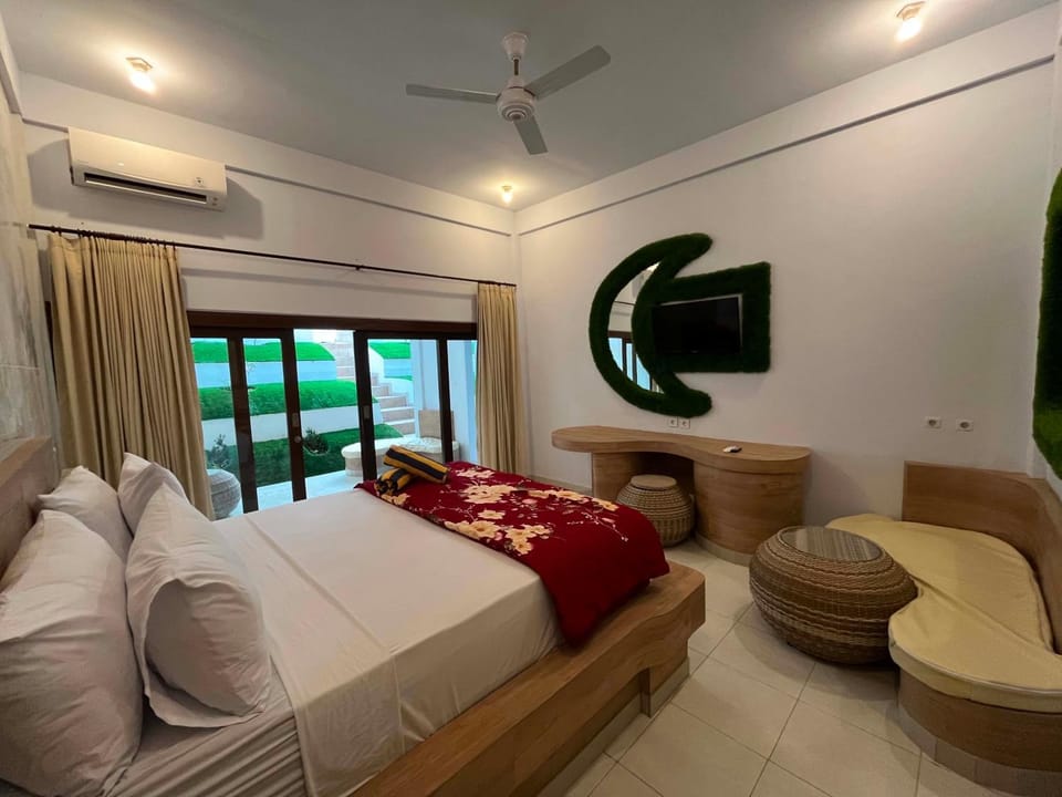 Bed, TV and multimedia, Photo of the whole room, Bedroom, air conditioner
