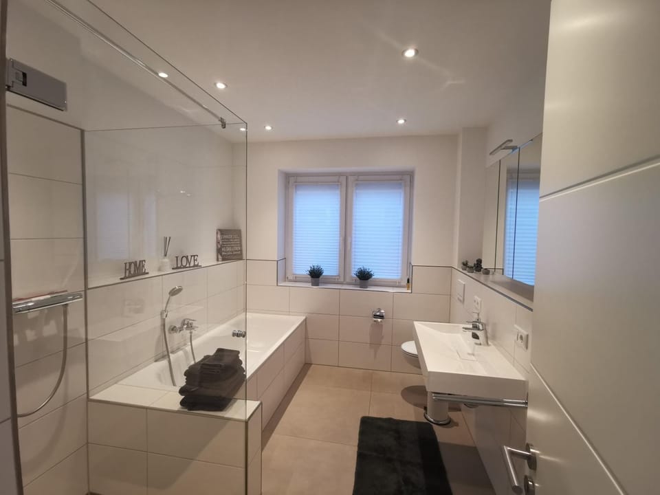 Shower, Bathroom, Bath