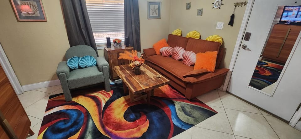 Holiday Villas III #311 just steps from the beach Apartment hotel in Redington Shores