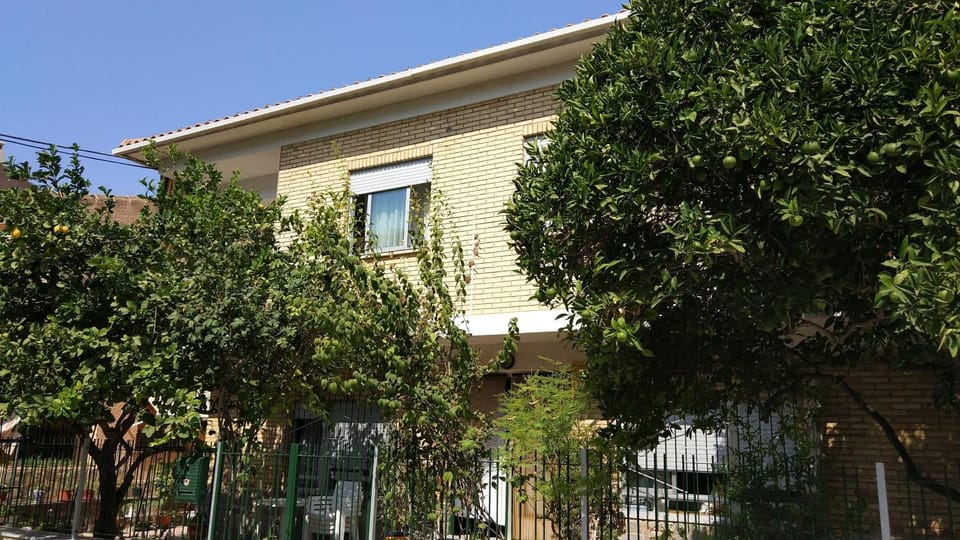 Facade/entrance, Off site, Garden