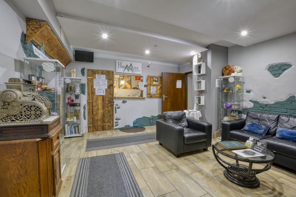Lobby or reception, Seating area