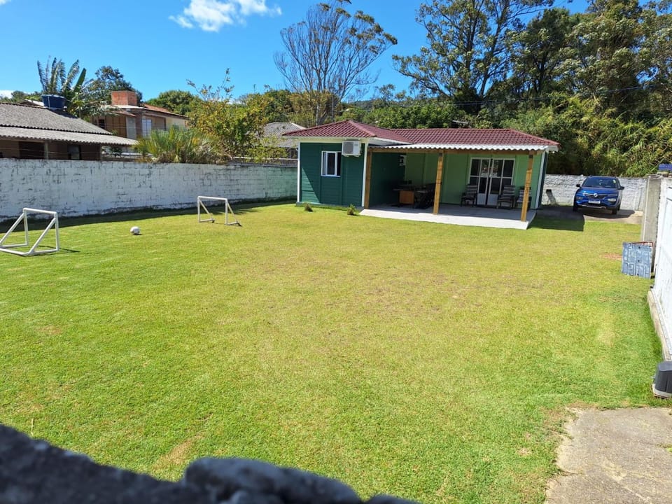 CASA PRAIAS PINHEIRA e GUARDA DO EMBAÚ House in State of Santa Catarina