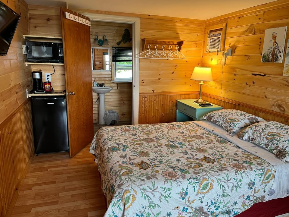 Kitchen or kitchenette, Photo of the whole room, Bedroom, pet friendly