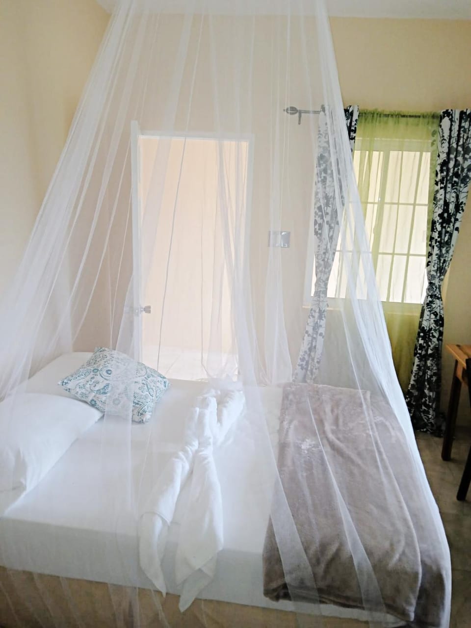 Bed, Breakfast