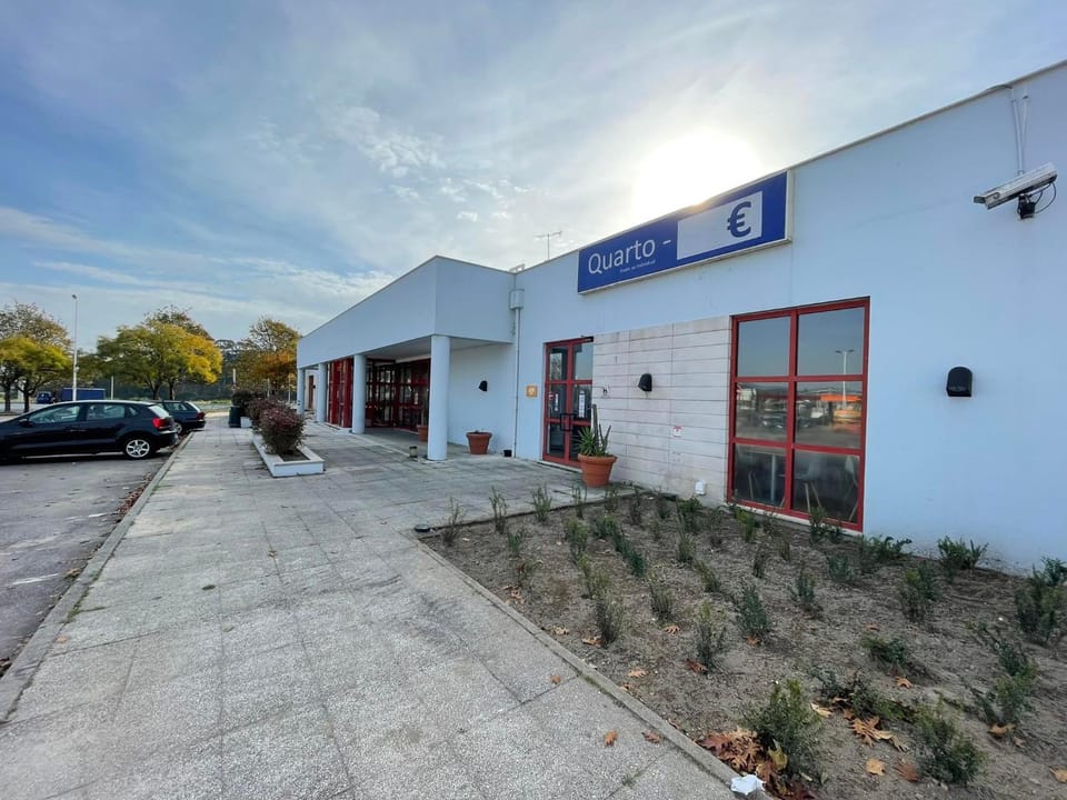 Property building, Facade/entrance