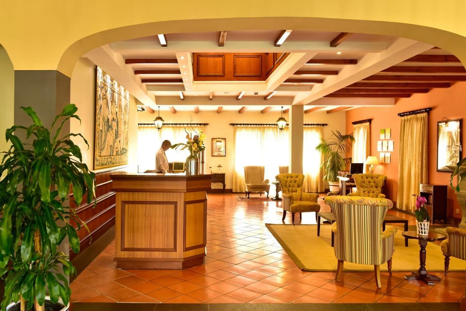 Communal lounge/ TV room, Lobby or reception