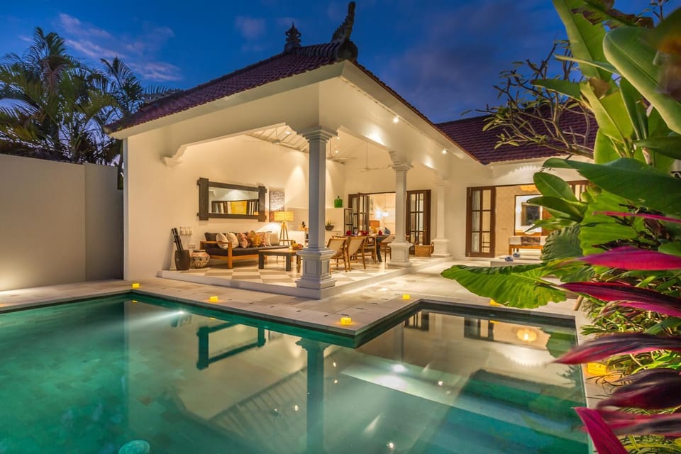 Property building, Garden view