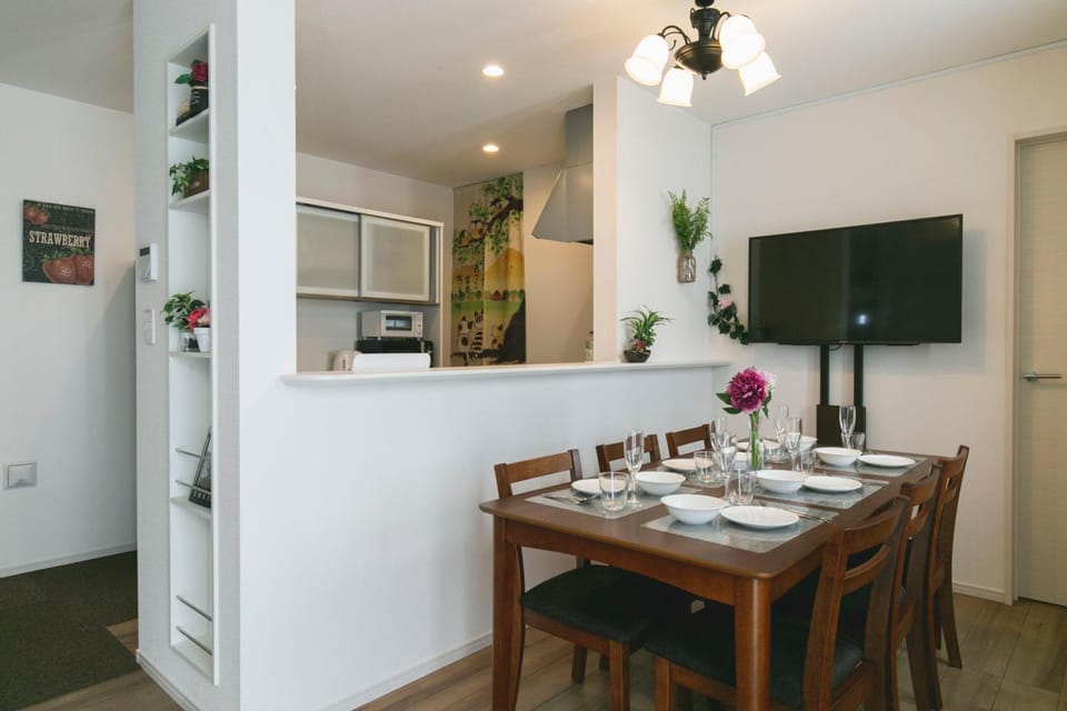 TV and multimedia, Dining area