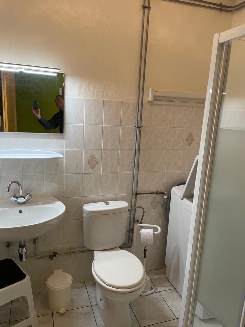 Shower, Toilet, Bathroom