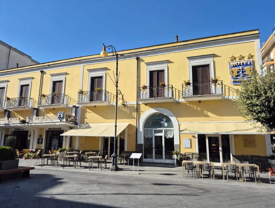 Hotel Ristorante Amitrano Hotel in Pompeii
