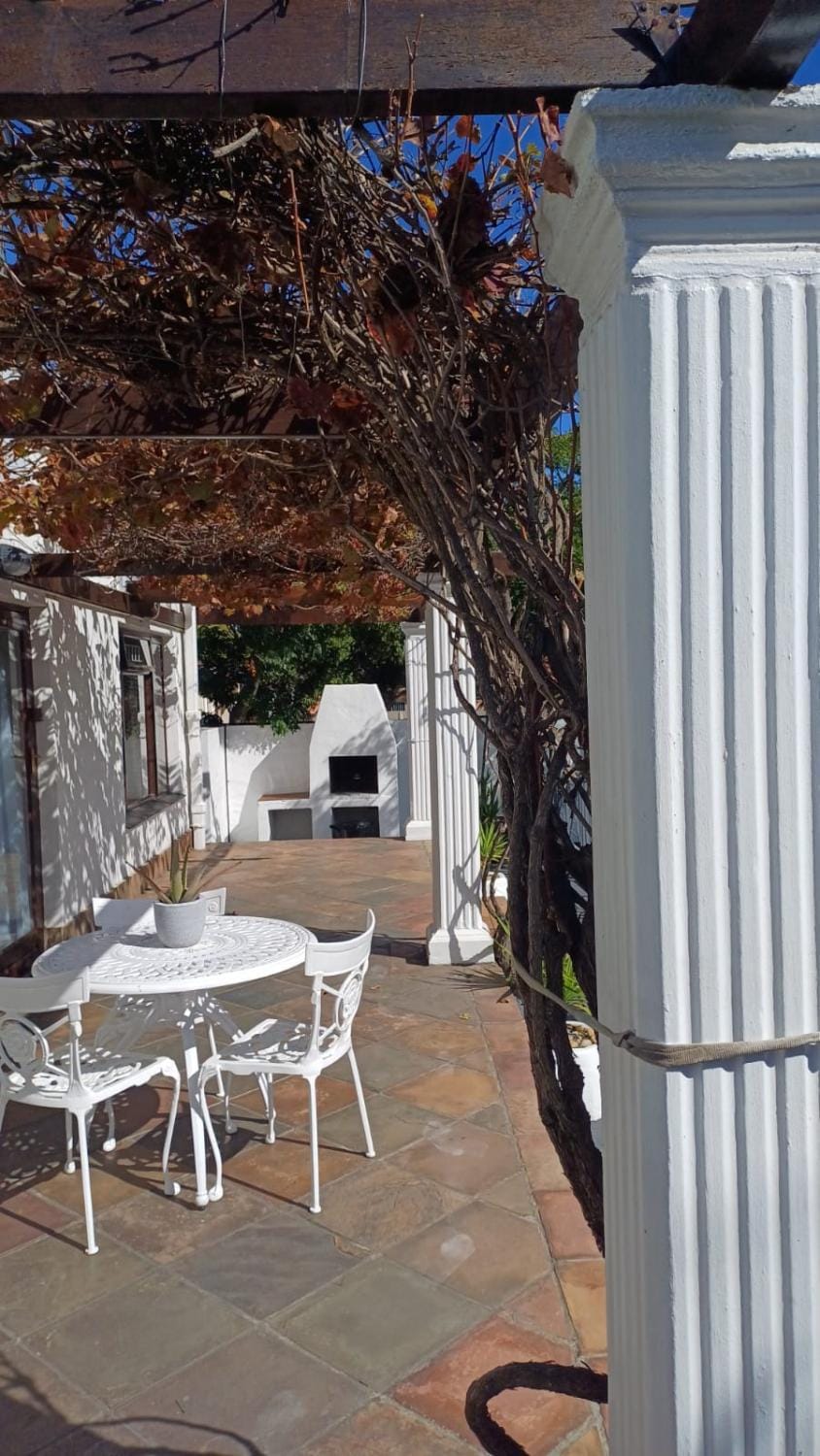 Panorama Self Catering 2 Apartment in Cape Town