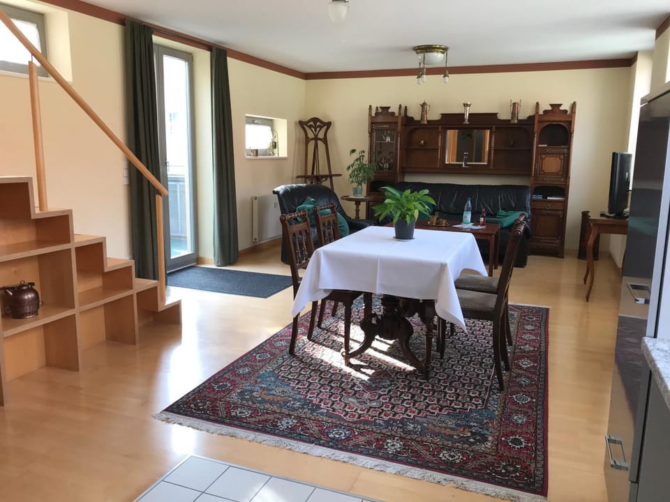Living room, Dining area