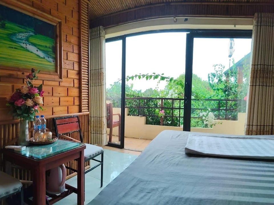 Natural landscape, View (from property/room), Bedroom