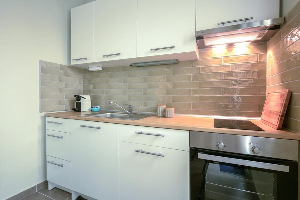 Kitchen or kitchenette, pet friendly