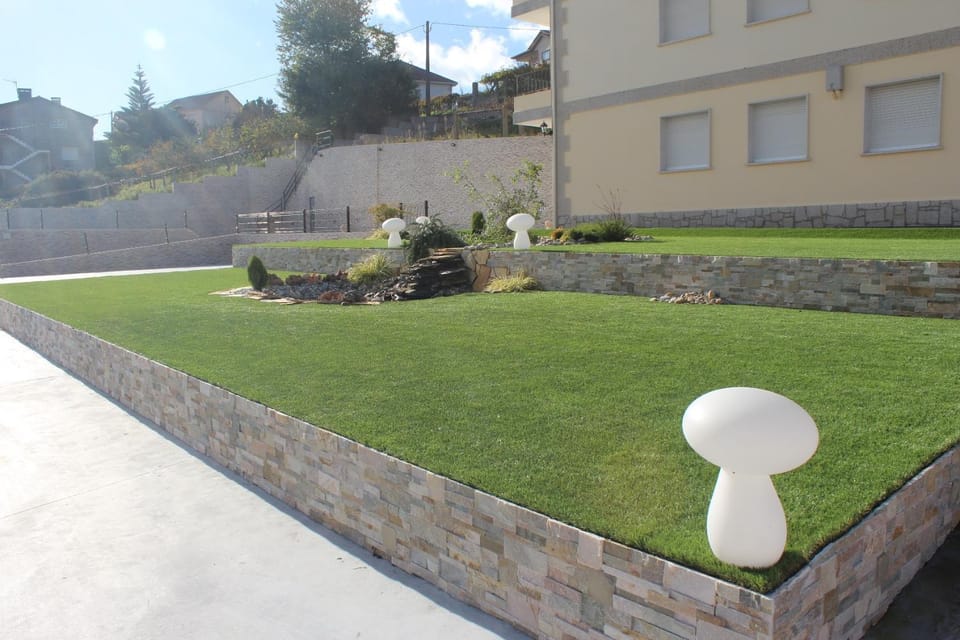 Garden, On site, Area and facilities