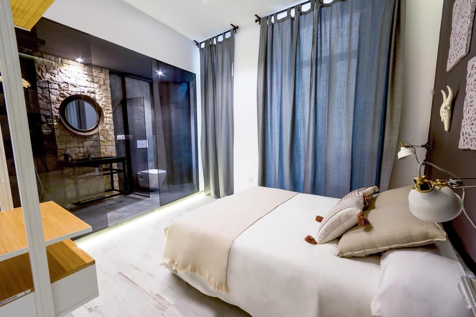 Bathroom, Bedroom