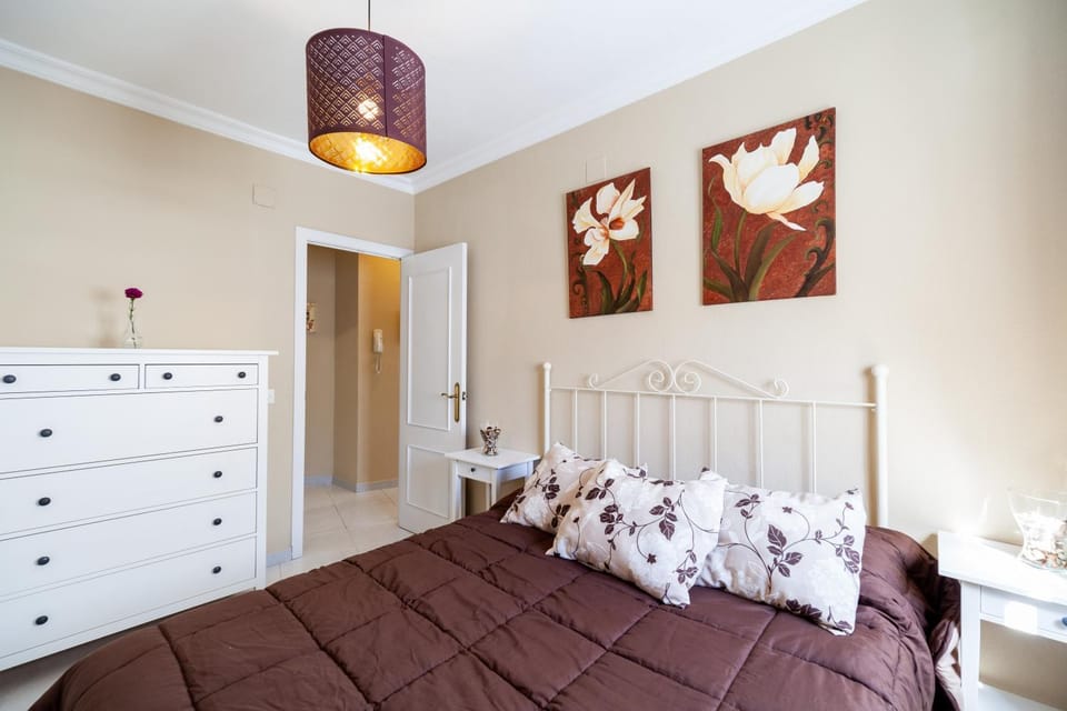 Living room, Bedroom