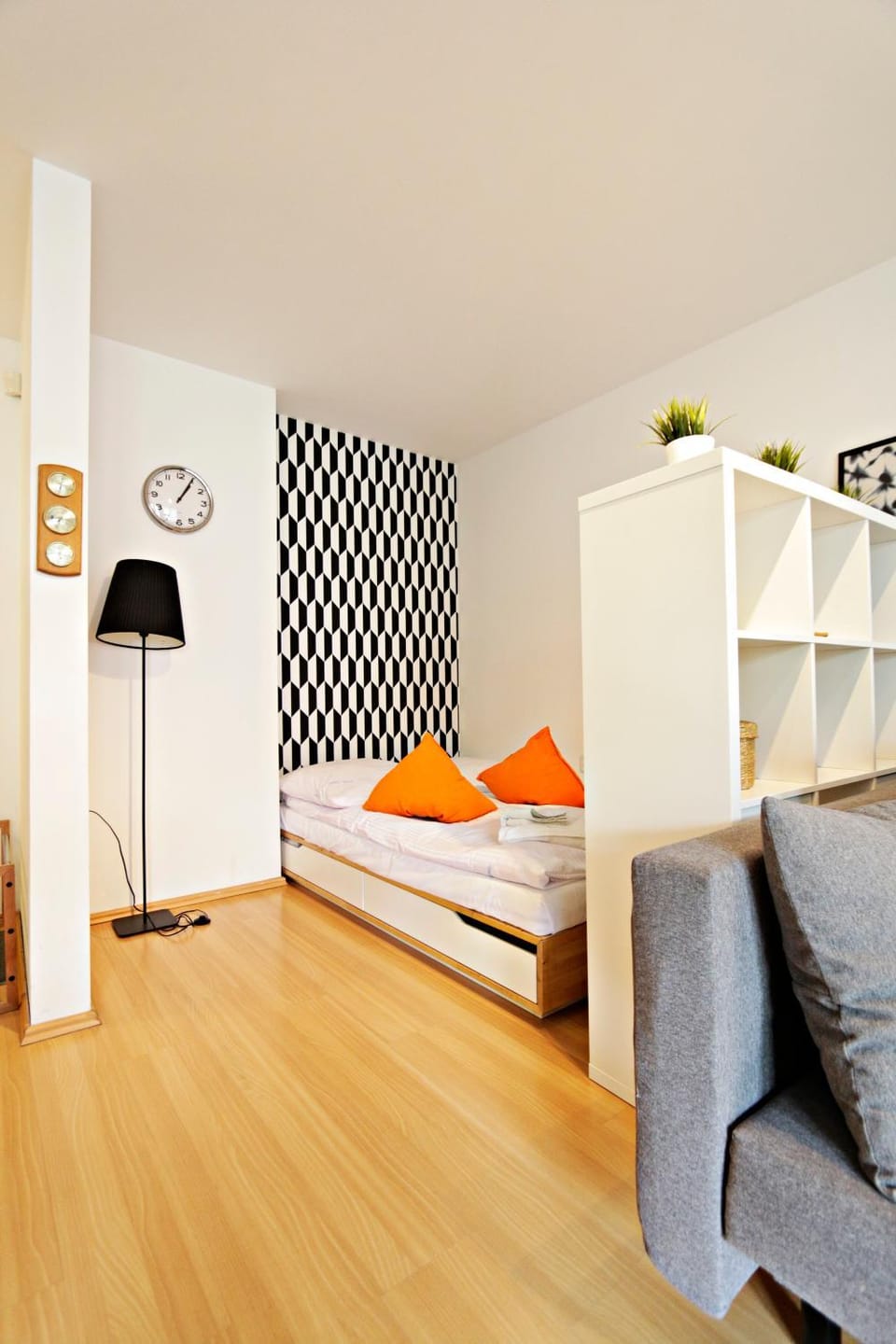 Bed, Photo of the whole room