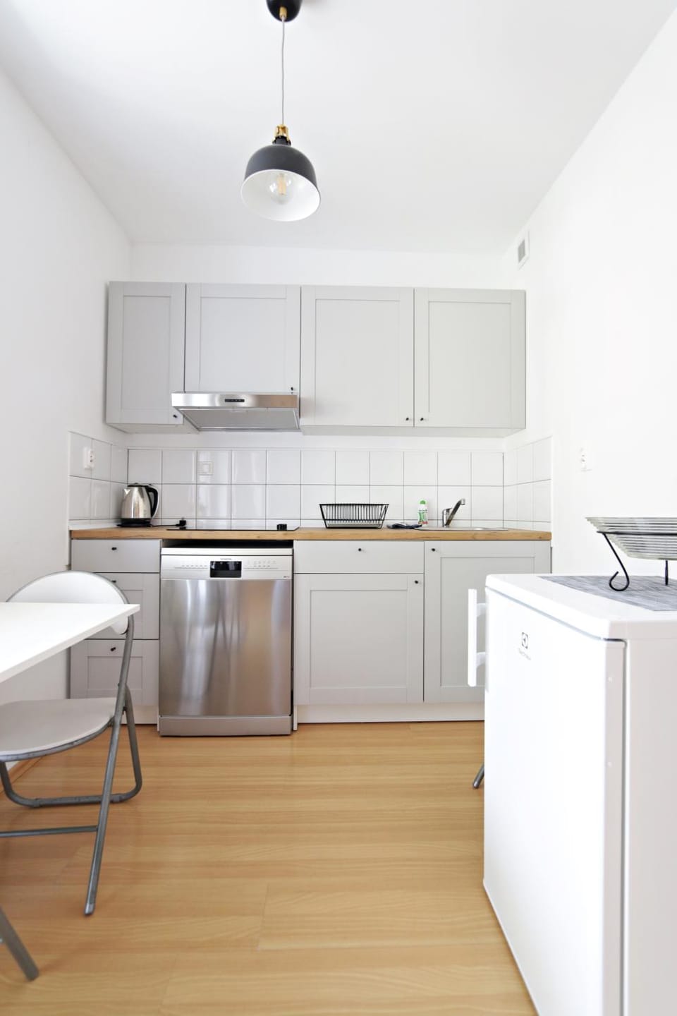 Kitchen or kitchenette, Dining area, dishwasher