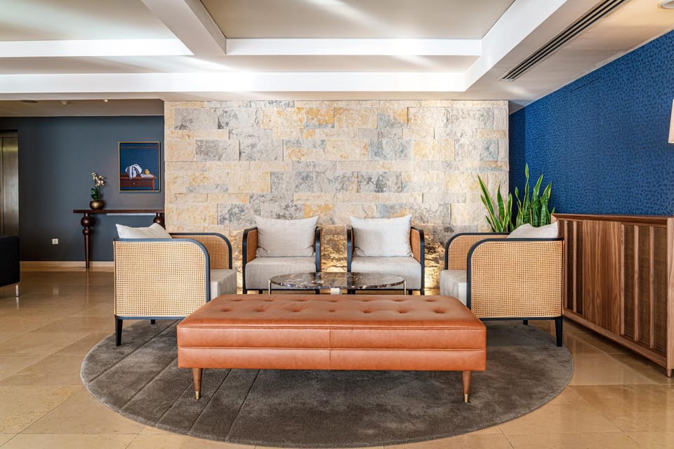 Lounge or bar