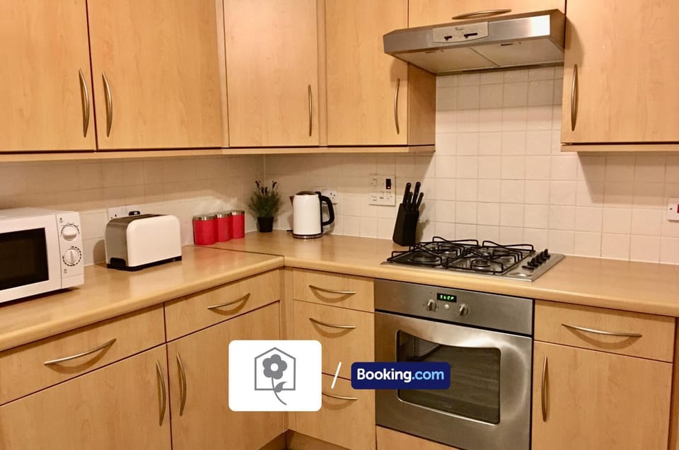 Coffee/tea facilities, Kitchen or kitchenette, dishwasher, minibar, pet friendly, stove, toaster