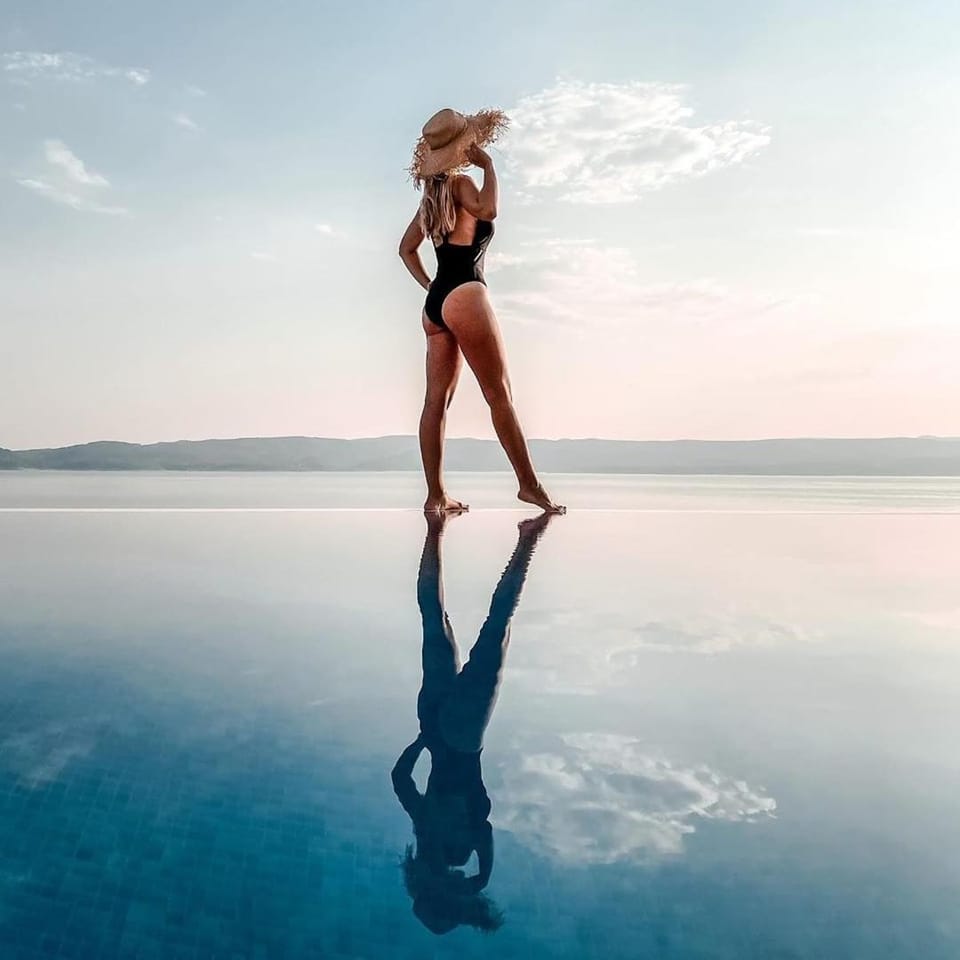 Day, Natural landscape, City view, Sea view, Swimming pool