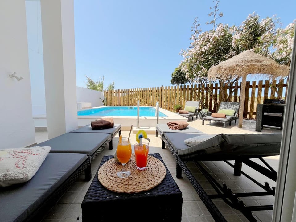 Patio, Swimming pool