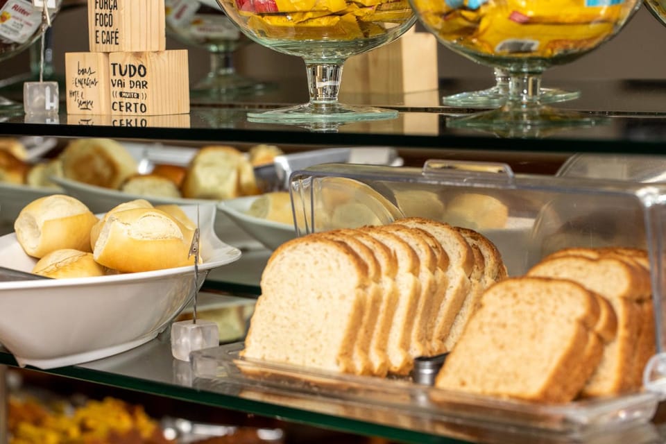 Breakfast, Buffet breakfast