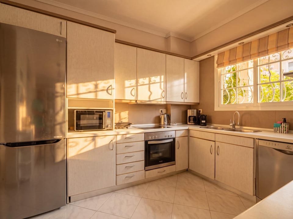 Flora's Place Apartment in Rhodes