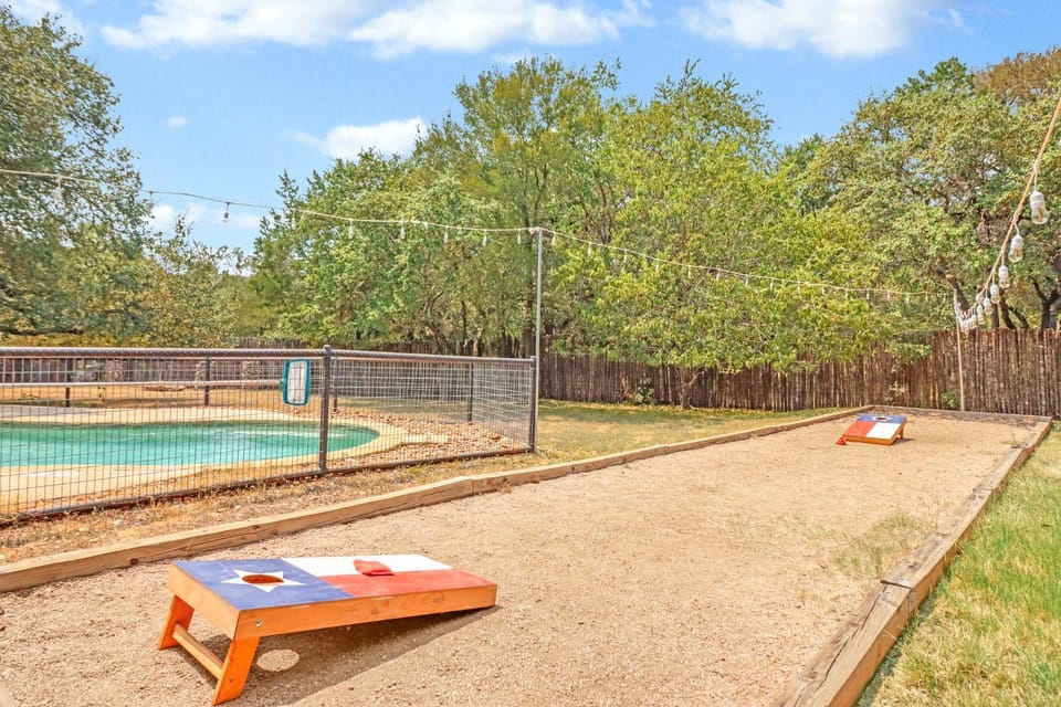 Wimberley Log Cabins Resort and Suites - Unit 1 Cabin in Wimberley