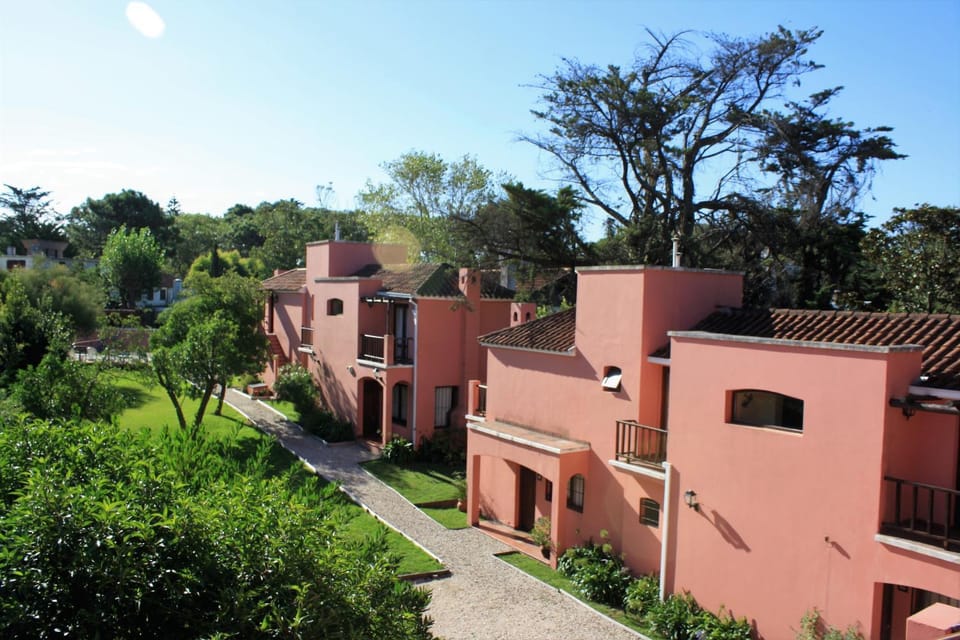 Property building, Garden view