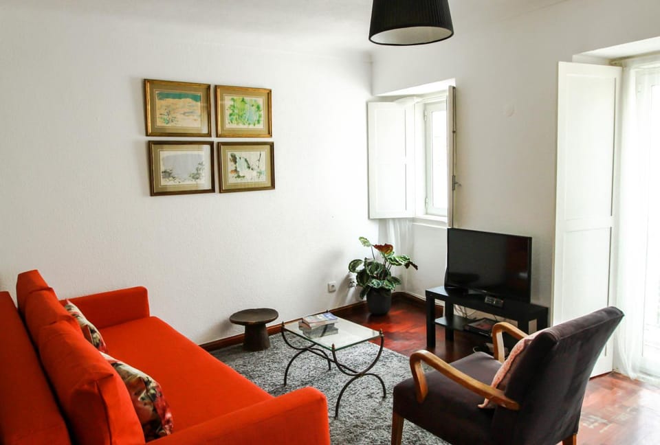Cozy and Spacious apartment in Graça, Lisbon Apartment in Lisbon
